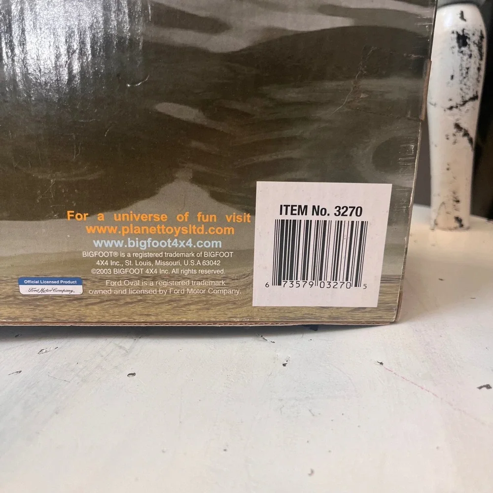 2003 Bigfoot Ford RC Monster Truck 49MHz Planet Toys Sealed NIB Item 3270